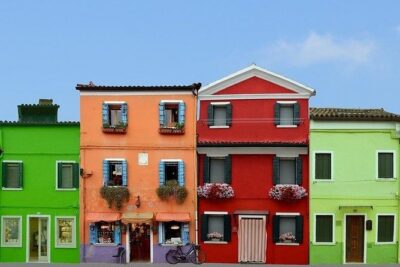 Venice and Verona Full Day Tour by Train from Milan - Verona Quick-Strike: Juliet, Castelvecchio, and the Roman-rooted square